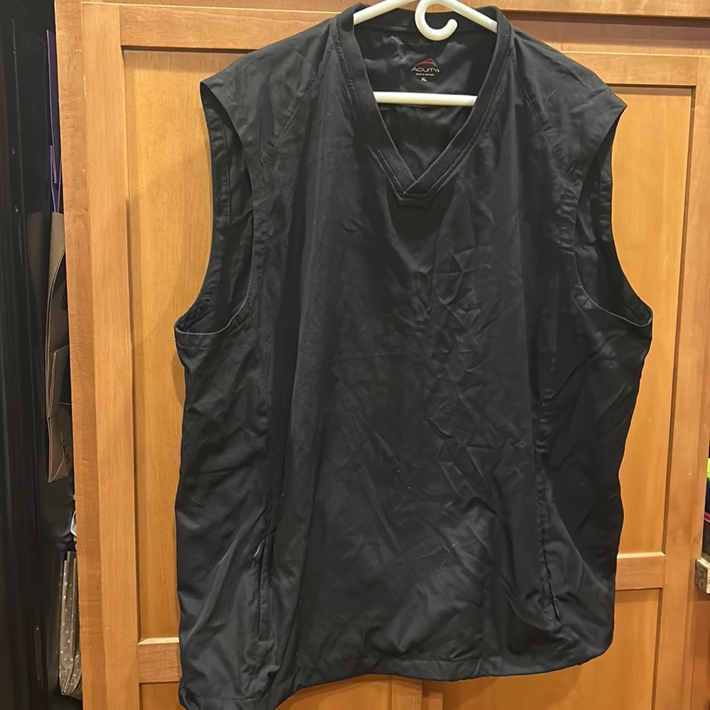 GOLF VEST NEVER WORN-put Away.